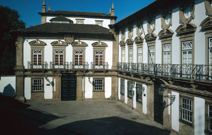 Museu dos Biscainhos_01_mb-fachada_exterior_42787003154d687fb93585